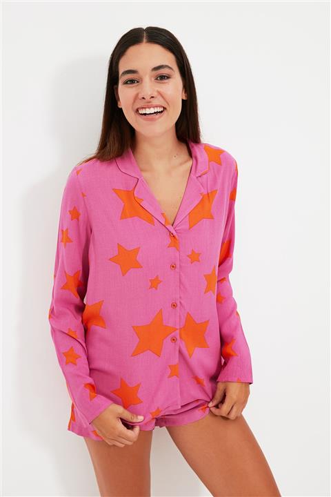 TRENDYOLMİLLA Fuşya Yıldızlı Dokuma Pijama Takımı THMAW22PT0136