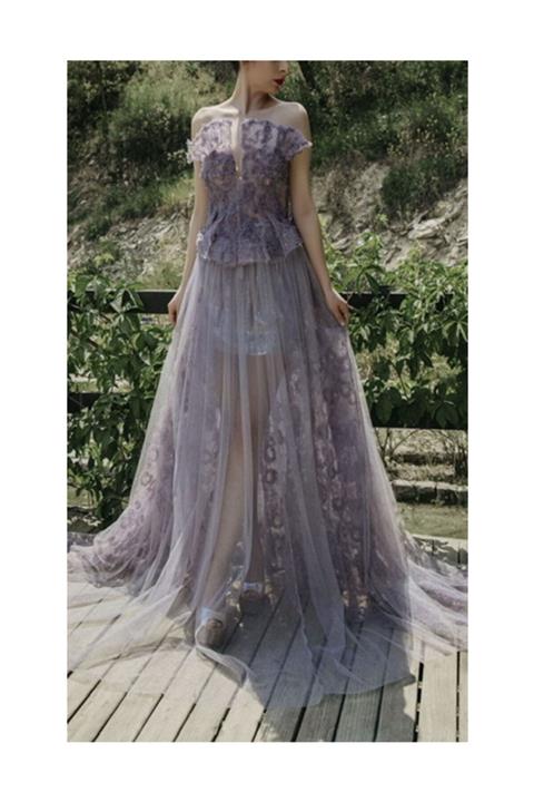 NESLİHAN YILANCI Lila Gül Bahçesi /tuvalet