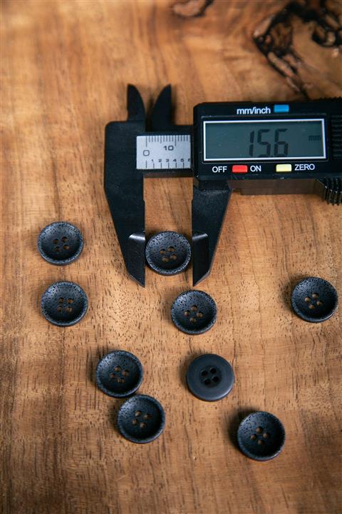 BUTTONHOUSE 25 Adet Siyah Gömlek Düğmesi 15 Mm