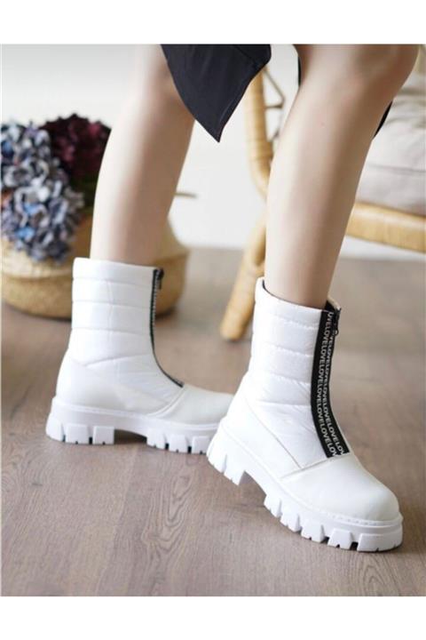 OUTLET Beyaz Su Geçirmez Kadın Bot