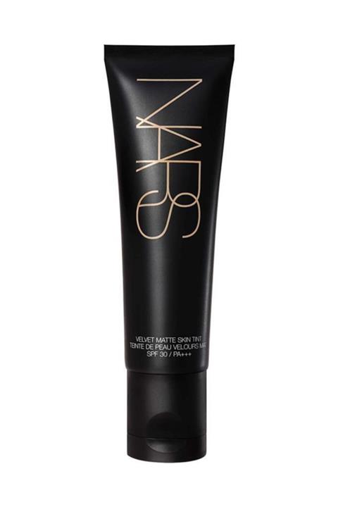 Nars Velvet Matte Skin Tint Fondöten 6520 Cuba Medium 3