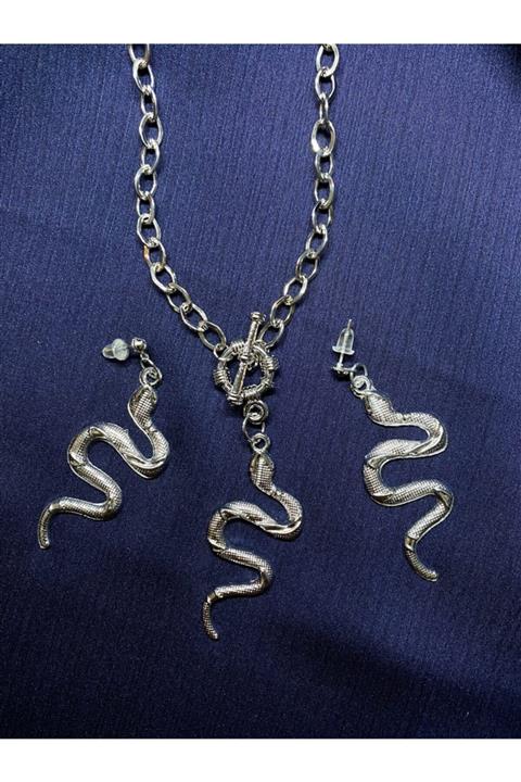 Labone Accessories Gümüş Kaplama Yılan Figürlü Kolye Ve Küpe Kombin Seti