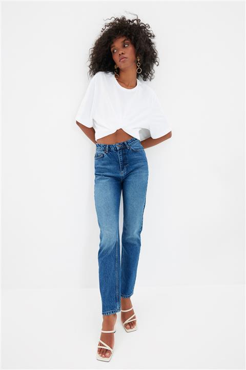 TRENDYOLMİLLA Koyu Mavi Yüksek Bel Bootcut Jeans TWOAW22JE0138