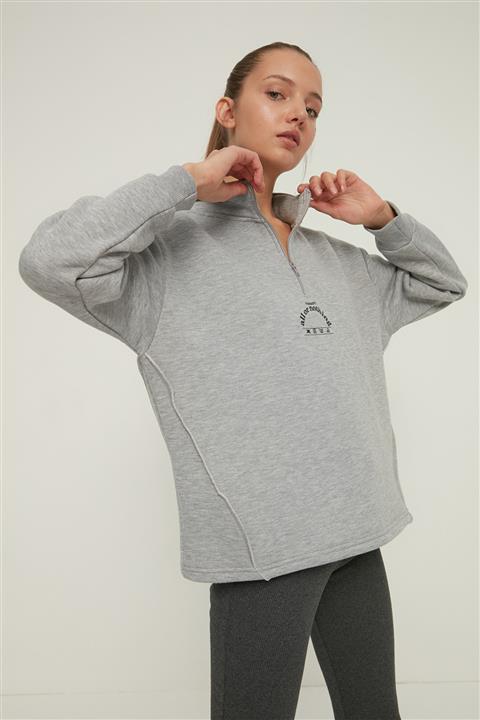 TRENDYOLMİLLA Gri Polo Yaka Oversize Şardonlu Örme Sweatshirt TWOAW22SW2205