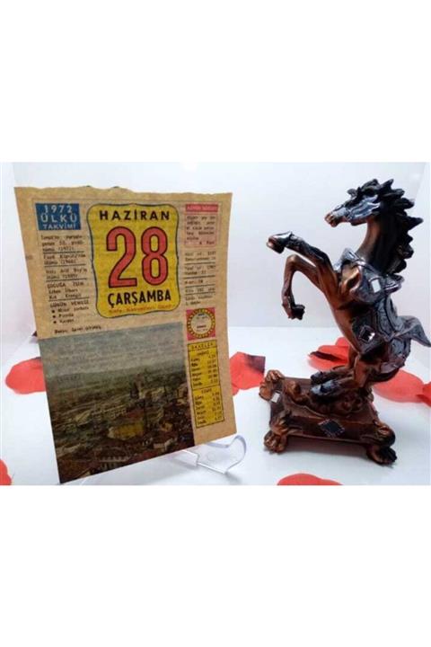 Heybemde Zaman Orijinal Takvim Yaprağı Ve Dekor At