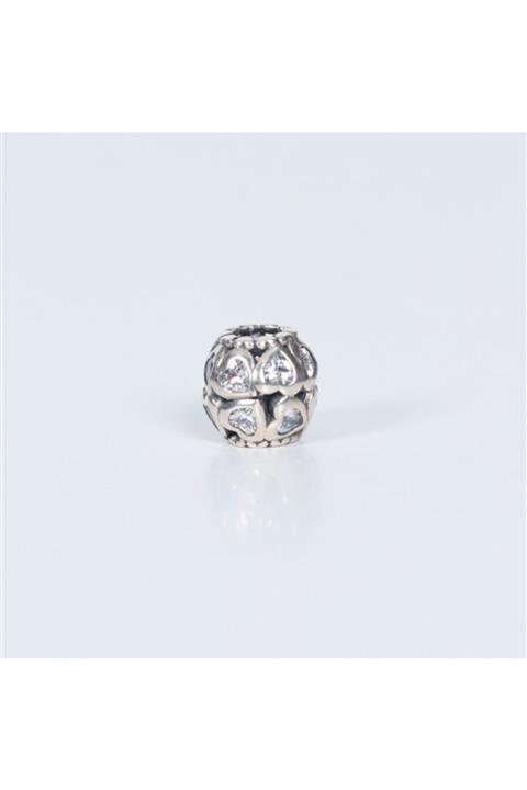 Nur Silver Beyaz Taşlı Kalpli Yuvarlak Charm