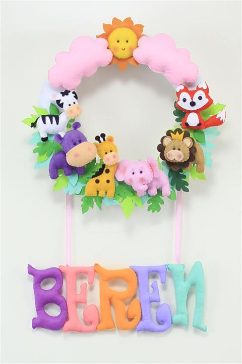 Renkli Hayallerim Beren Isimli Safari Kız Bebek Odası Kapı Süsü.