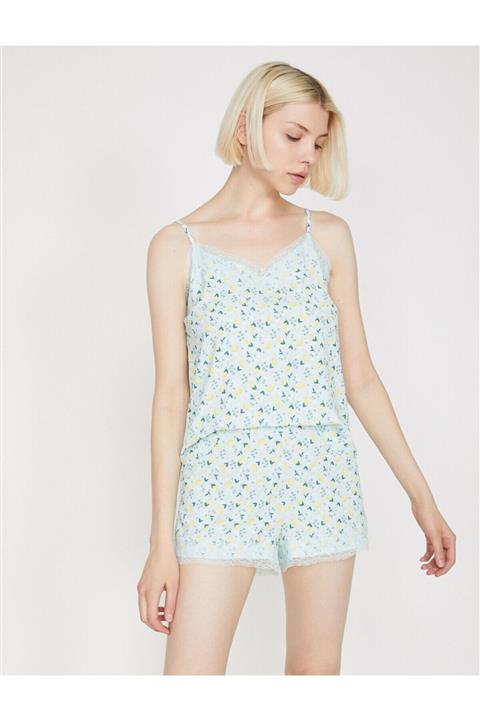 Koton Kadın Mavi Normal Bel Dantel Detaylı Şort