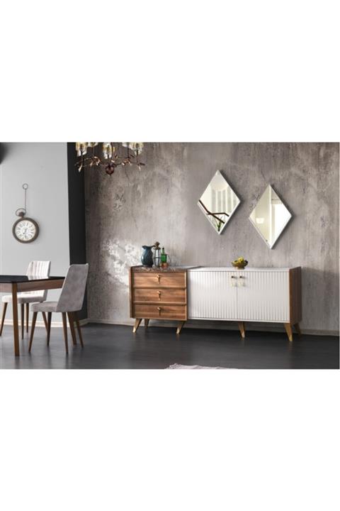 Doressa Salem Konsol