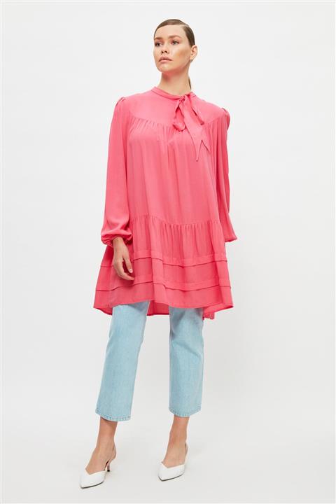 Trendyol Modest Pembe Bağcık Detaylı Yaka Tesettür Tunik TCTSS21TN0241
