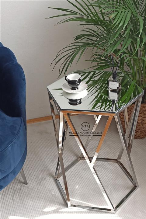 METAL TASARIM ATÖLYESİ Chelsea Metal Ayaklı Aynalı Camlı Dekoratif Yan Sehpa & Ofis Sehpası & Laptop Sehpası Krom - Ayna