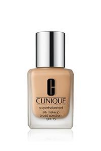 Clinique Likit Fondöten - Superbalanced Silk Makeup Broad Spectrum Spf 15 Silk Ivory 30 ml 020714755720