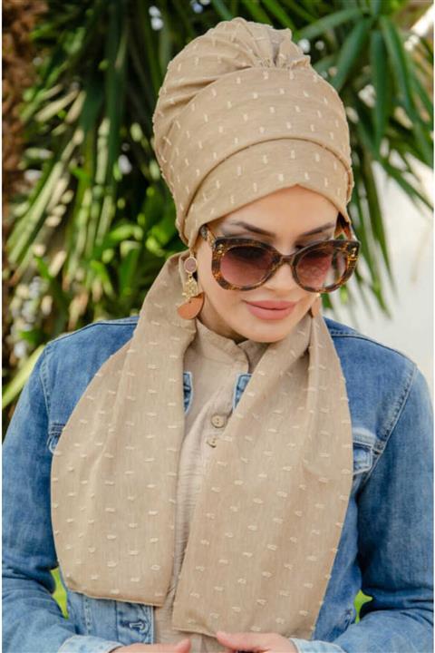 Aişe tesettür Bej Ponpon Atkılı Bone