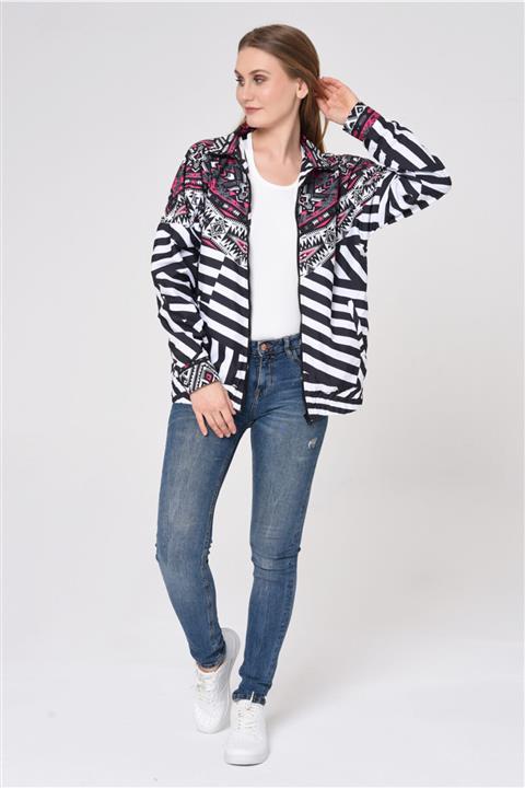 Bolder Kadın Siyah Desenli Yağmurluk