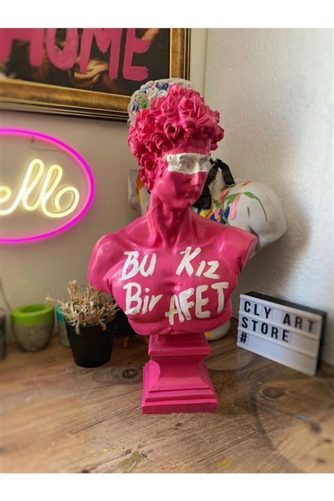 cly art Bu Kız Bir Afet Davut Heykel