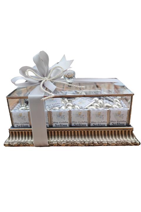 sedef şekerleme Isimli Bebek Çikolatası