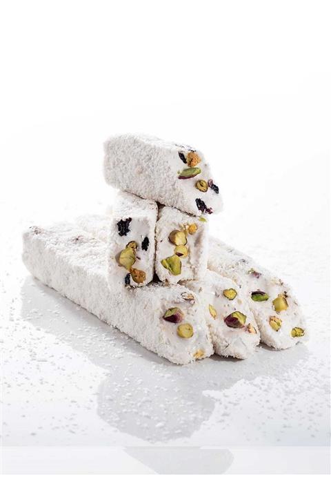 Şekerci Cafer Erol HİNDİSTAN CEVİZİ  KAPLI ÜZÜMLÜ FISTIKLI PAŞA FİTİL LOKUM (1 Kilogram)