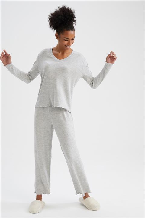 DeFacto Fit Regular Fit V Yaka Uzun Kollu Pijama Takım