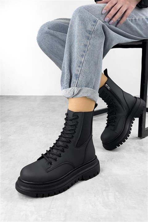 TRENDYOL SHOES Solina Kalın Tabanlı Kadın Postal Bot