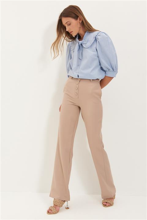 TRENDYOLMİLLA Bej Önden Düğmeli Pantolon TWOAW22PL0060