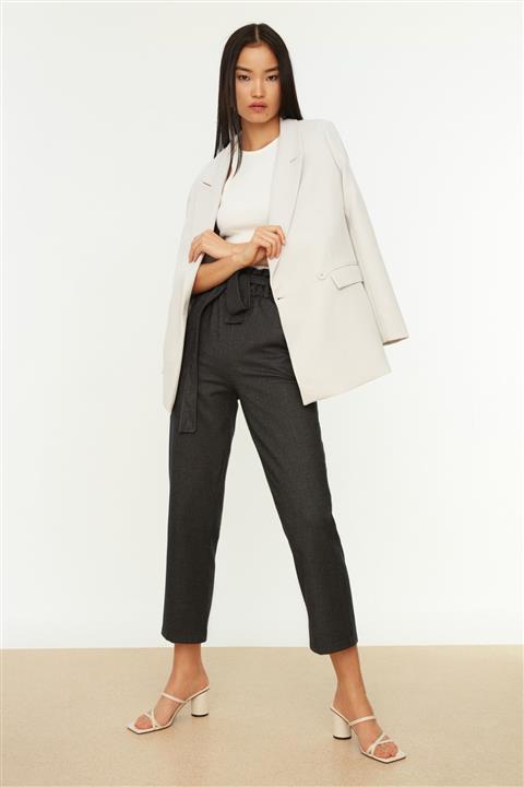 TRENDYOLMİLLA Antrasit Kuşak Detaylı Pantolon TWOAW22PL0181