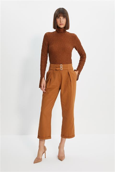TRENDYOLMİLLA Kahverengi Kemerli Pantolon TWOAW22PL0221