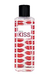 Victoria's Secret Just A Kiss Fragrance 250 Ml Kadın Vücut Spreyi