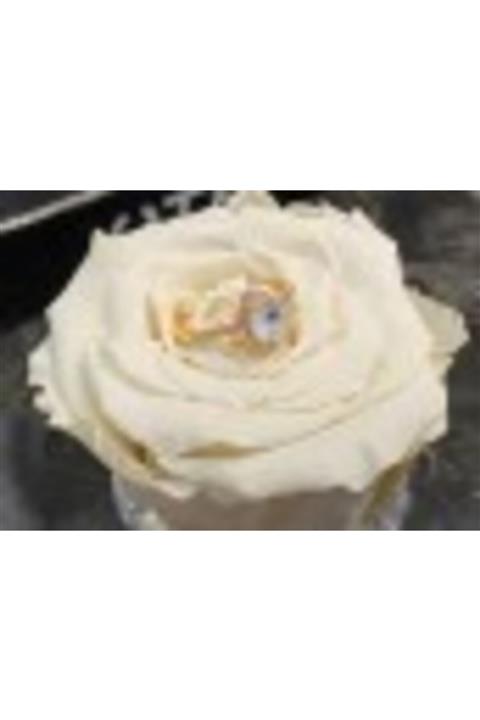 Esmer Damla Tektaş Model Yüzük