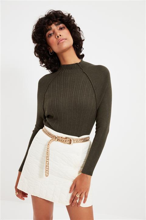 TRENDYOLMİLLA Haki Dik Yaka Fitilli Triko Kazak TWOAW22KZ0459
