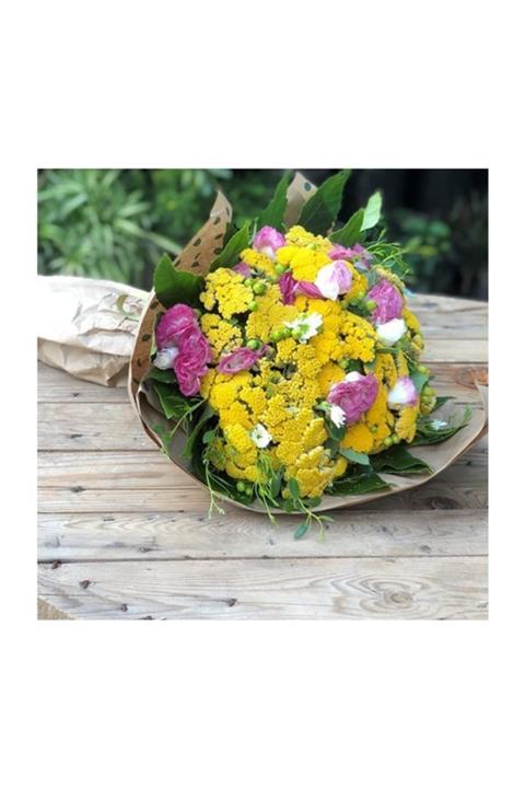 Çiçek Yolla Ava Pembe Lisyantus Mevsim Buketi