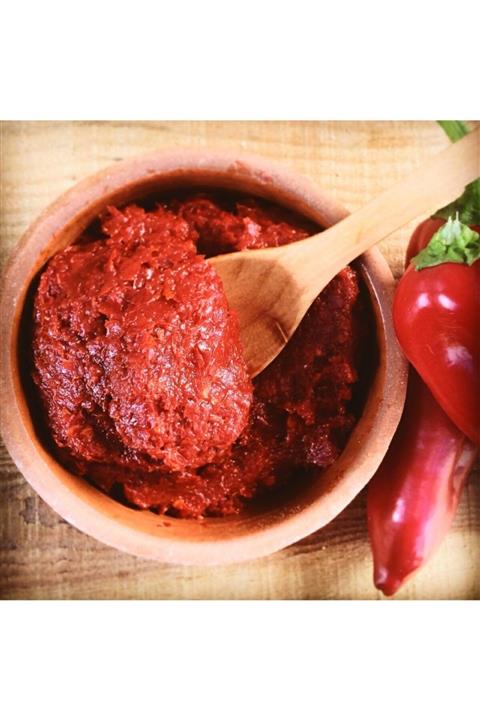 Yörel Lezzetler Hatay Ev Tatlı Biber Salçası Güneşte Kurutma 1 Kg
