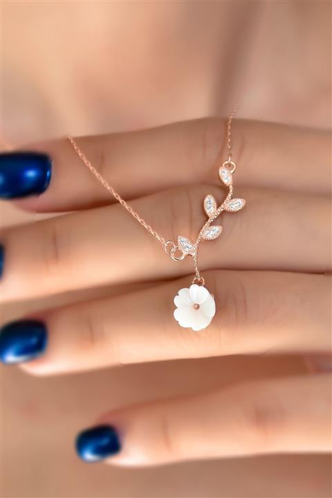 Molenza Manolya Çiçeği Kadın Gümüş Kolye