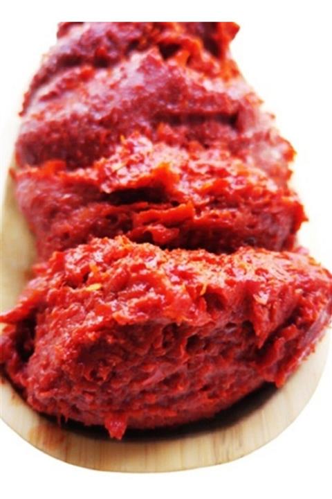 KÜRESEL MARKET Doğal Ev Yapımı Acı Biber Salçası  Tatlı Biber Salçası 2 X 2 kg