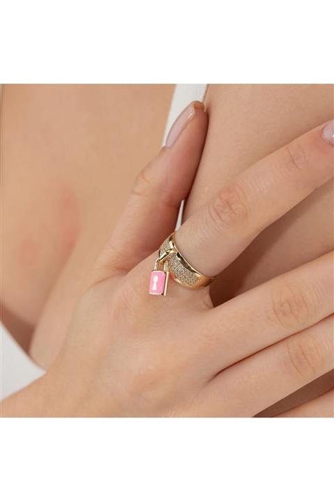 ELEF JEWELLERY Sıra Taşlı Sallantılı Asma Kilit Figürlü Mineli 14 Ayar Altın Yüzük Sarı 10