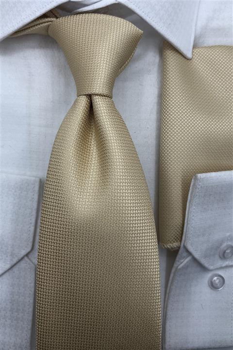 Quesste Accessory Gold Armür Desenli Kravat Mendil Kutulu Set