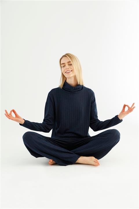 Siyah İnci Lacivert Balıkçı Yaka Alt-üst Triko Takım