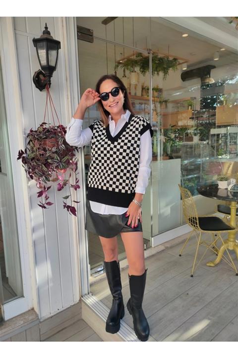 CsChicShop Kareli Siyah Beyaz Süveter