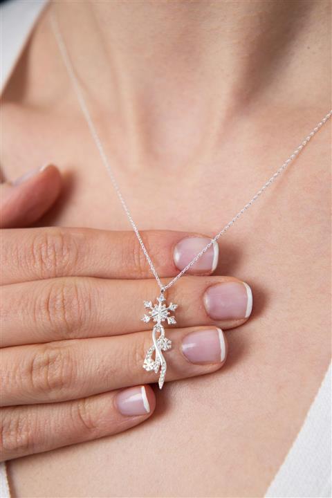 Elika Silver Kadın Kar Tanesi Sonsuzluk Model 925 Ayar Gümüş Kolye