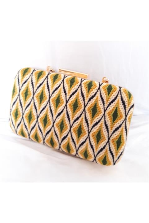 BY GAGA Kadın Beyaz Elde Işleme Nakış Abiye Çanta