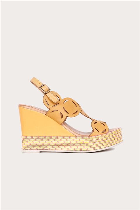 Bueno Shoes Kadın Sarı  Dolgu Topuklu Sandalet