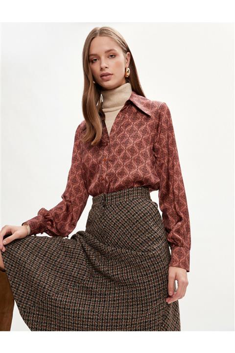 Koton Etnik Desenli Klasik Yaka Saten Gömlek