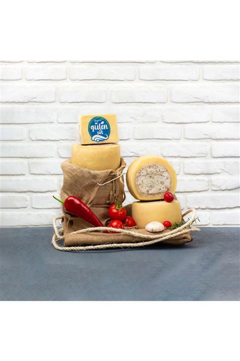 Bergama Gülen Süt Eski Göbek Kaşar Peyniri (450 Gr)