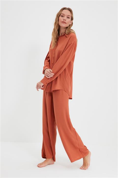 TRENDYOLMİLLA Gül Kurusu Viskon Dokuma Pijama Takımı THMAW22PT0296