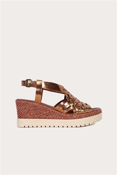 Bueno Shoes Kadın Bronz Parlak Deri Dolgu Topuklu Sandalet