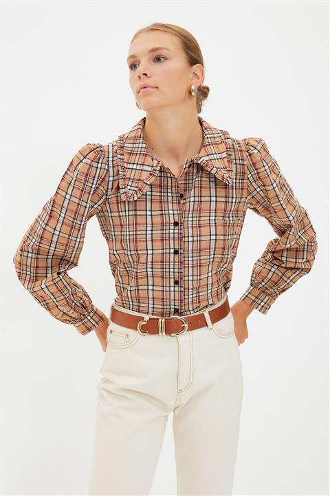 TRENDYOLMİLLA Bej Düğmeli Gömlek TWOAW22GO0351