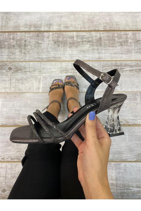 Exello Şeffaf Topuk Antrasit Taşlı Bantlı Ayakkabı