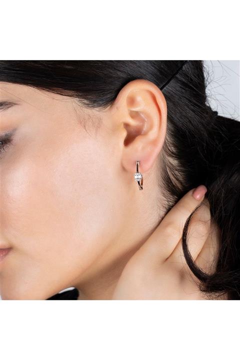 UĞURLU1974 Kadın Baget Pırlanta Küpe