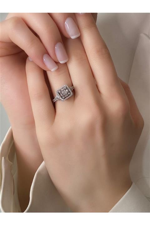 Parle Jewellery Özel Tasarım Baget Pırlanta Yüzük