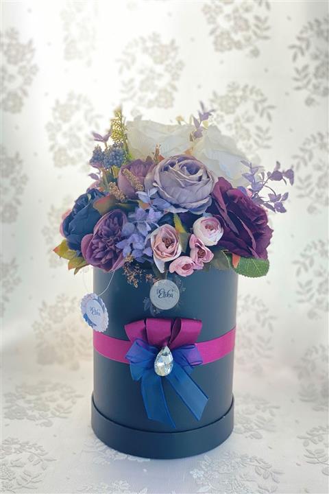 Etika Wedding Siyah Kutuda Isteme Nişan Çiçeği