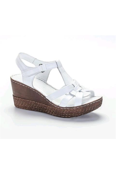 Beety Kadın 1080 Beyaz Deri  Günlük Dolgu Topuk Rahat Sandalet